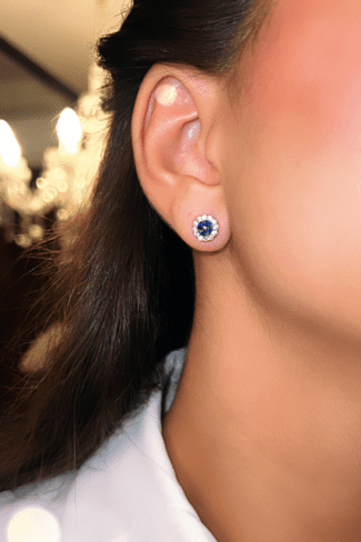 Brinco Flor Safira Cravejado
